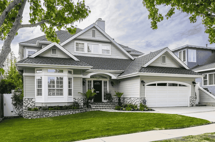 Enhancing Your Home's Curb Appeal: Simple and Effective Tips